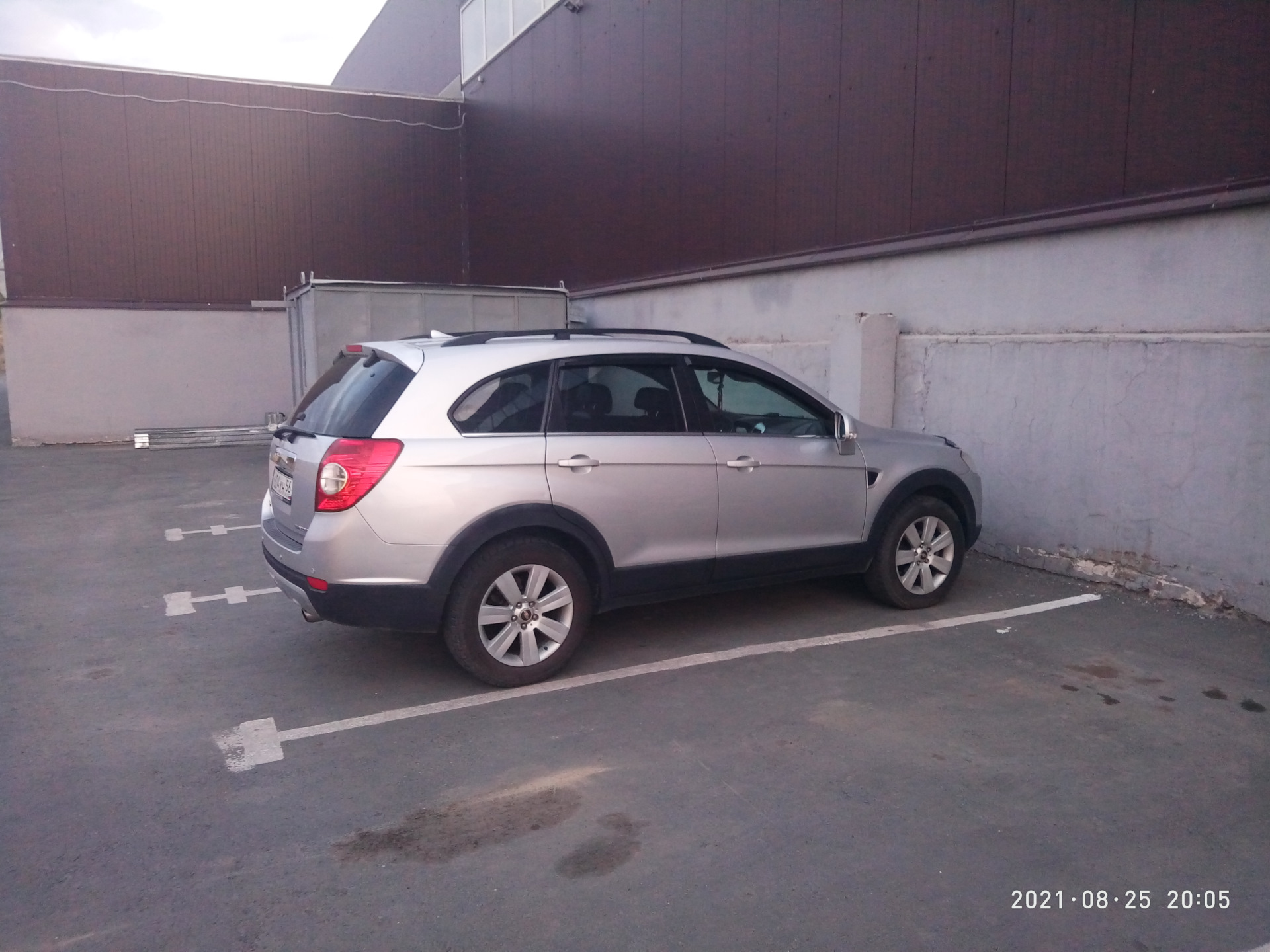 Дром оренбургская. Chevrolet Captiva 2007.