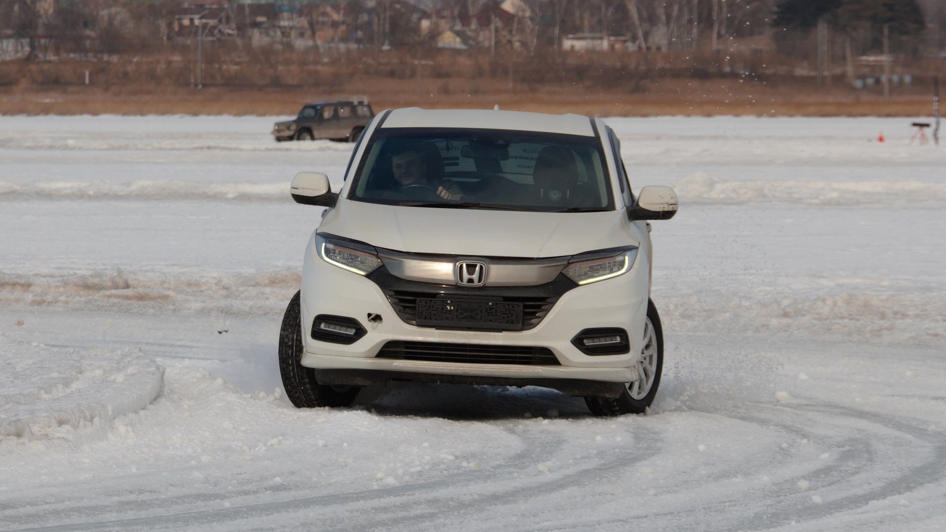 Honda Vezel (1G) 1.5 гибридный 2019 | Погремушка на DRIVE2