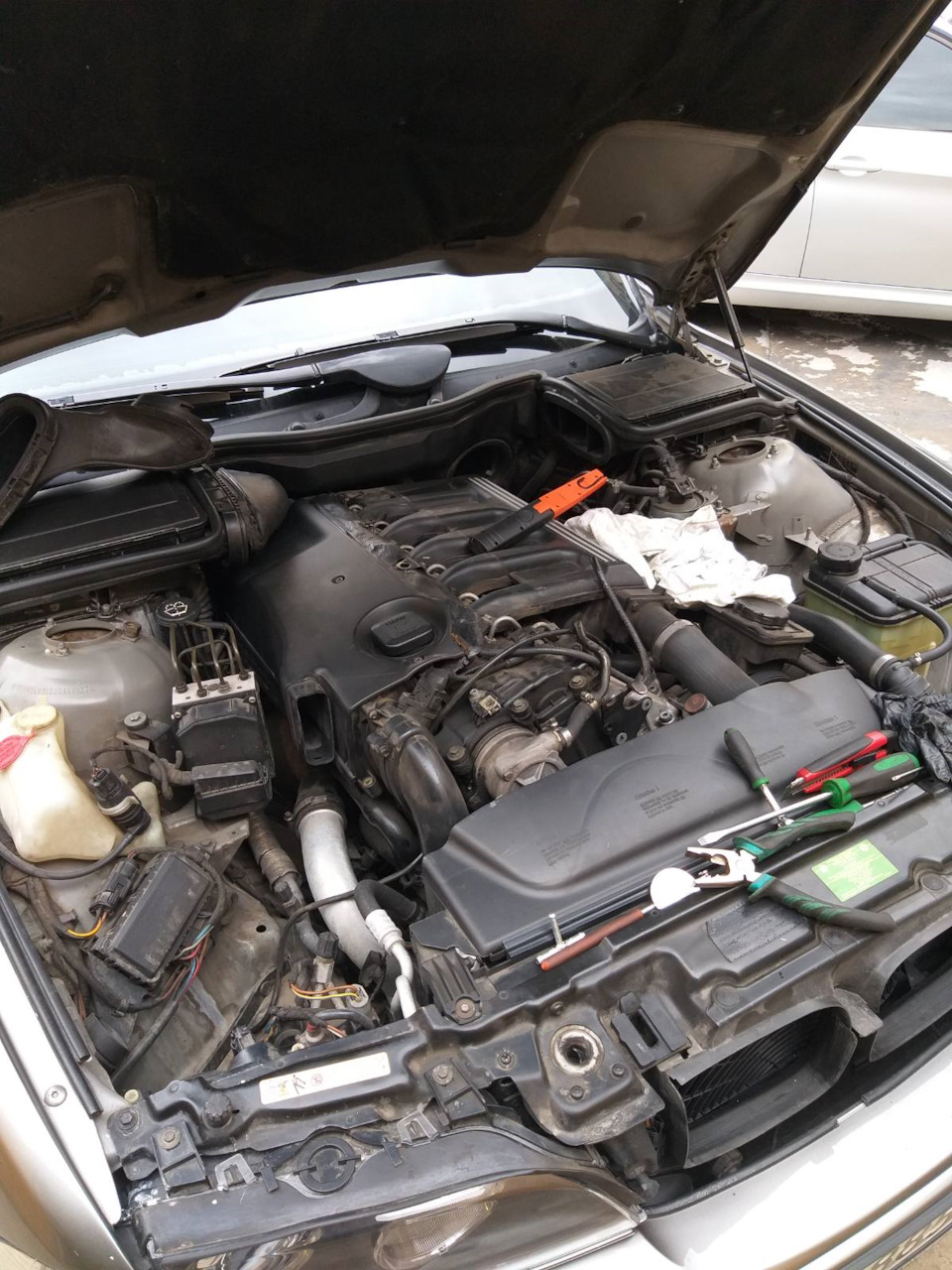 Замена вискомуфты и восстановление вакуума — BMW 5 series (E39), 3 л ...