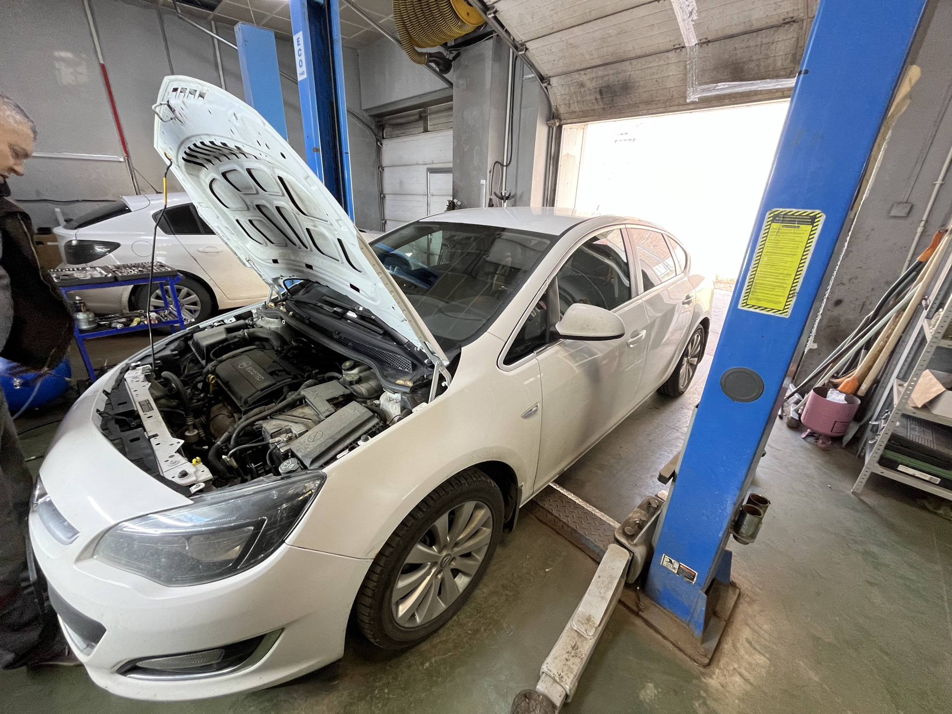 Замена катализатора на аналог — Opel Astra J, 1,6 л, 2014 года | визит ...
