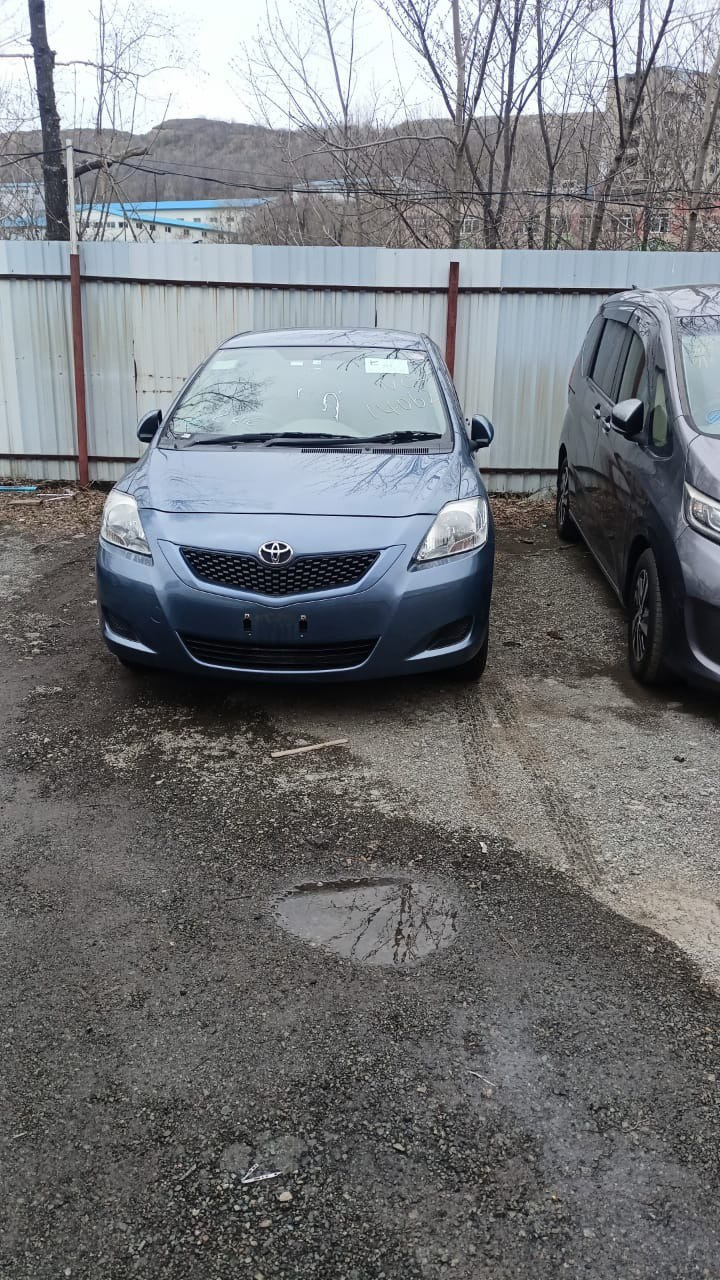 На стоянке — Toyota Belta, 1,3 л, 2012 года | покупка машины | DRIVE2