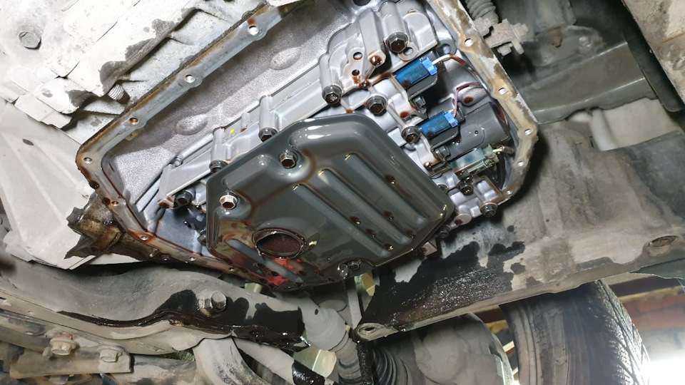 Фото в бортжурнале Toyota RAV4 (IV)