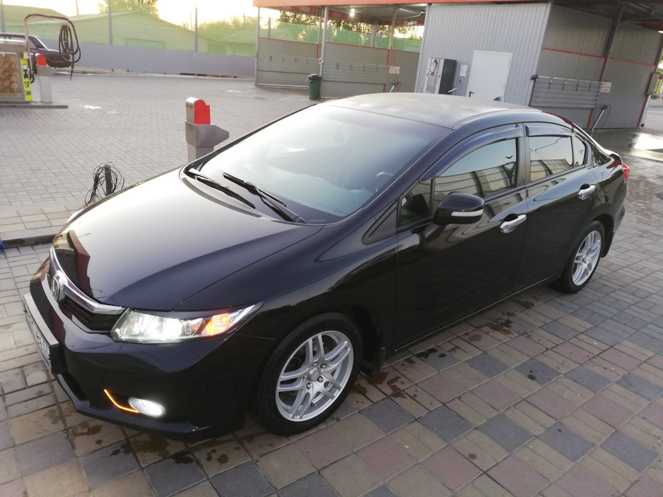 Фото в бортжурнале Honda Civic 4D (9G)