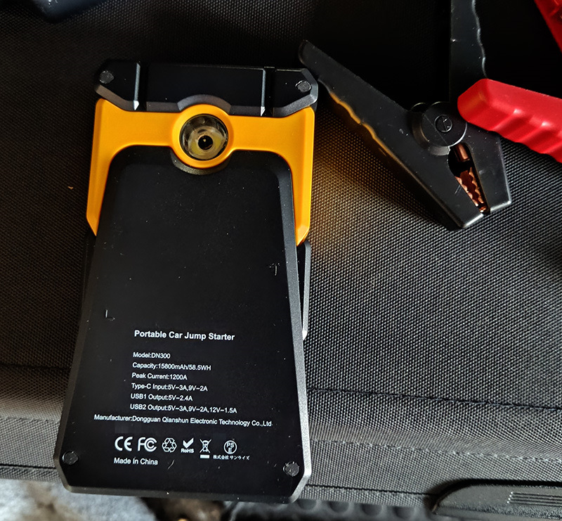 Dashcam Xiaomi mai 70 S1, светодиод в фонарь З/Х и Jump Starter