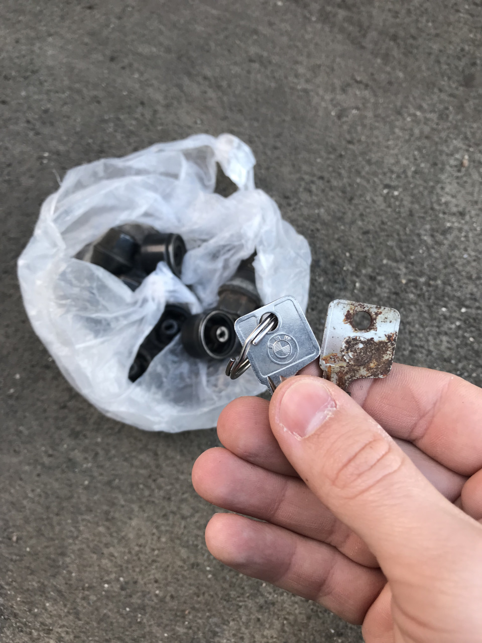 Дело случая или еще один ключ для секреток — BMW 5 series (E28), 2,4 л ...