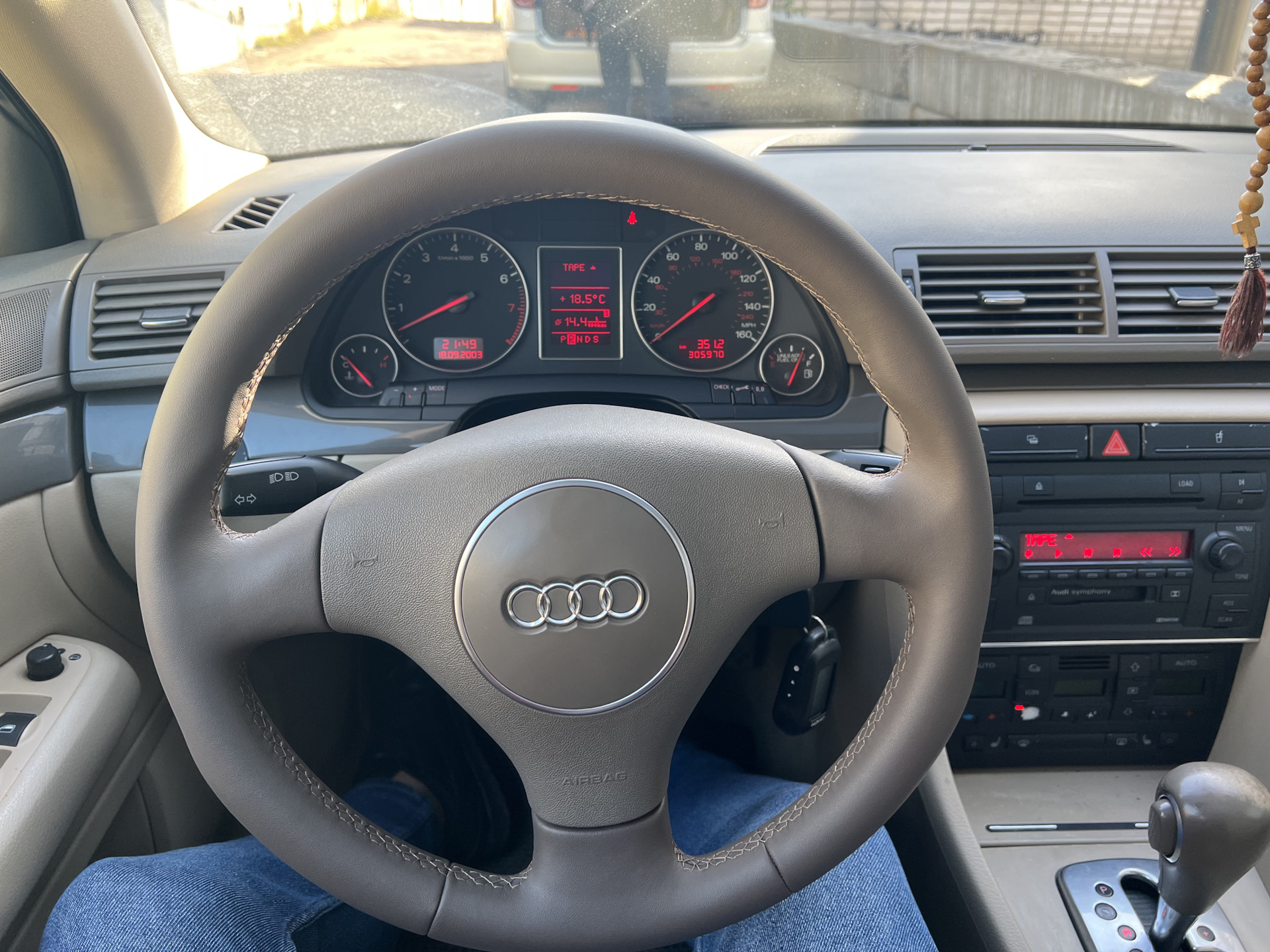 Перетяжка руля. — Audi A4 (B6), 1,8 л, 2003 года | тюнинг | DRIVE2