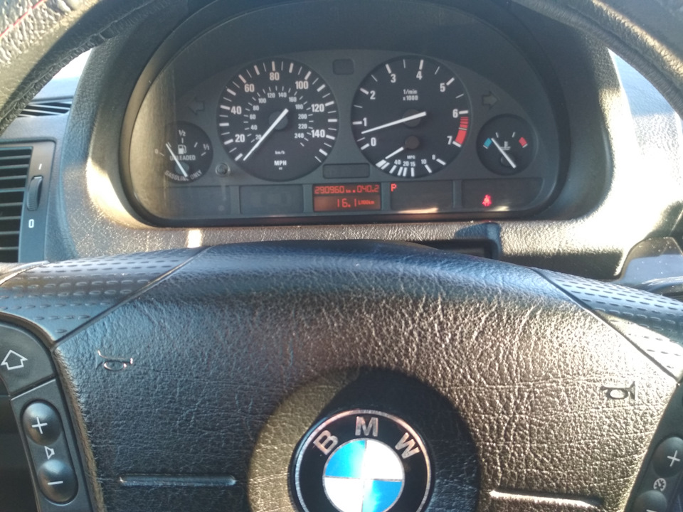 Фото в бортжурнале BMW X5 (E53)
