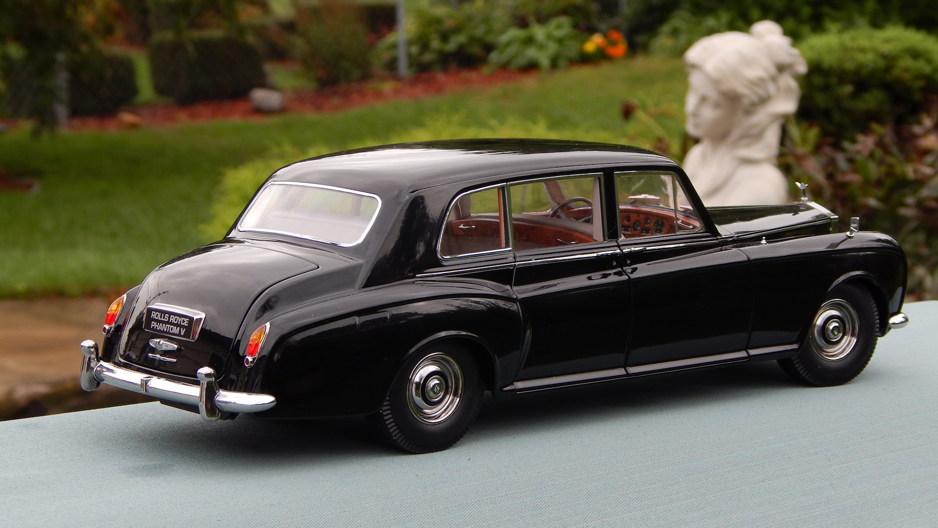 Г 1 18. Rolls Royce Phantom 5. Роллс Ройс Фантом v 1:18. Роллс Ройс Фантом 5 1965. Роллс Ройс Фантом v1 1910.