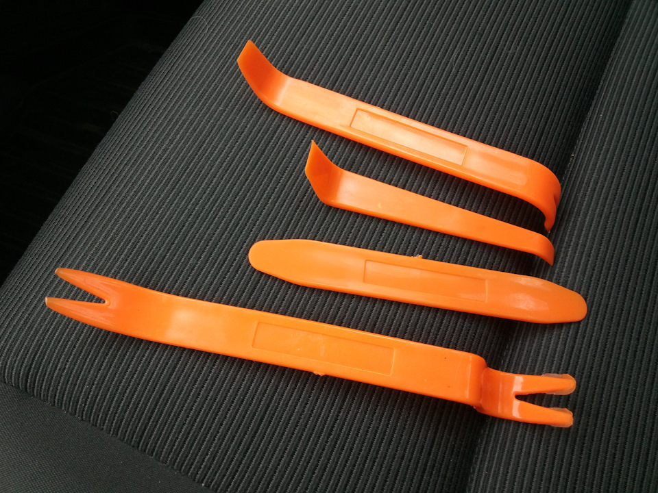 Подключение регистратора — Volkswagen Golf Plus, 1,6 л, 2008 года ...