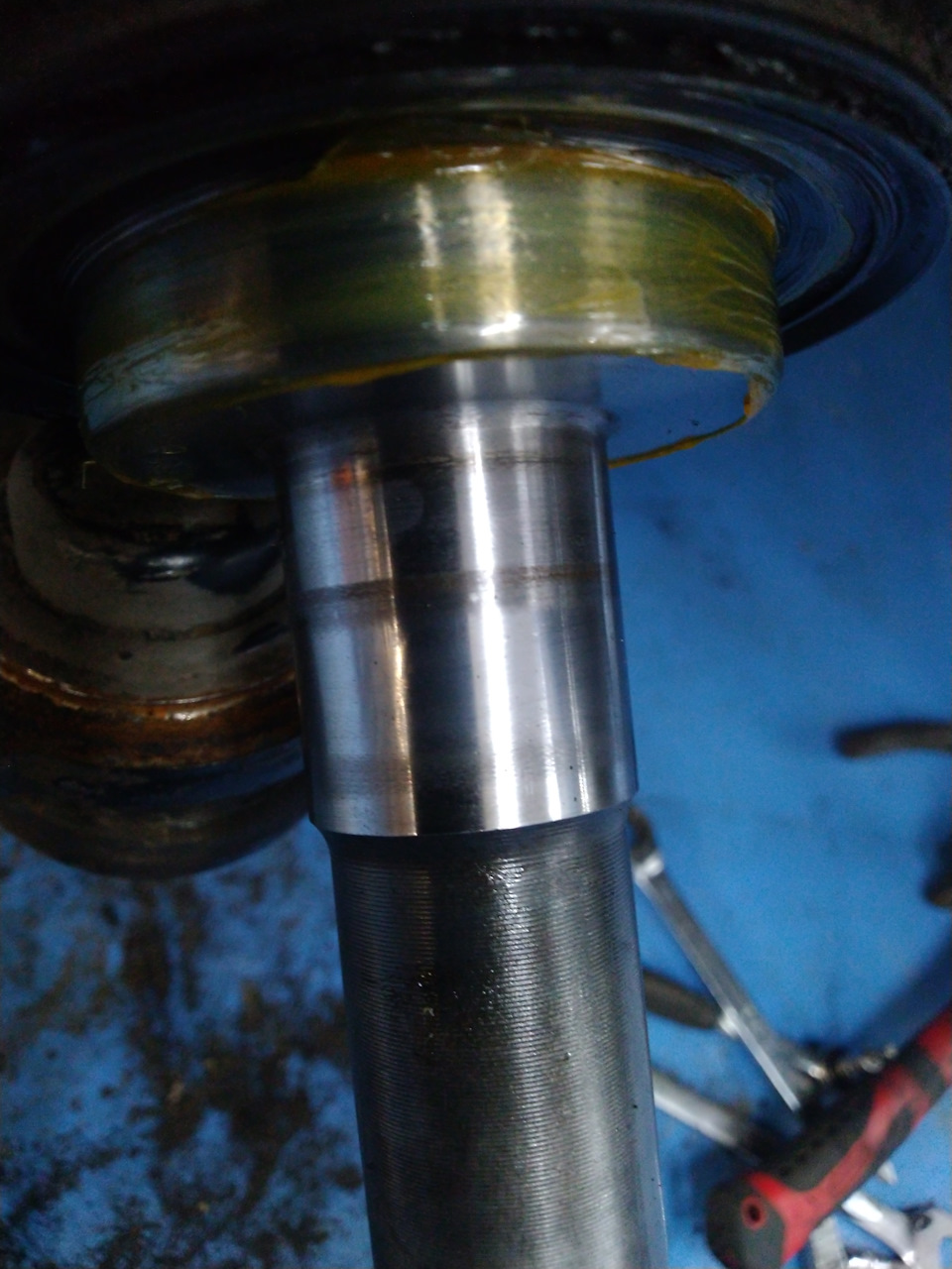 так-же проверяем привод на наличие выработки — Toyota Hilux Surf (2G)