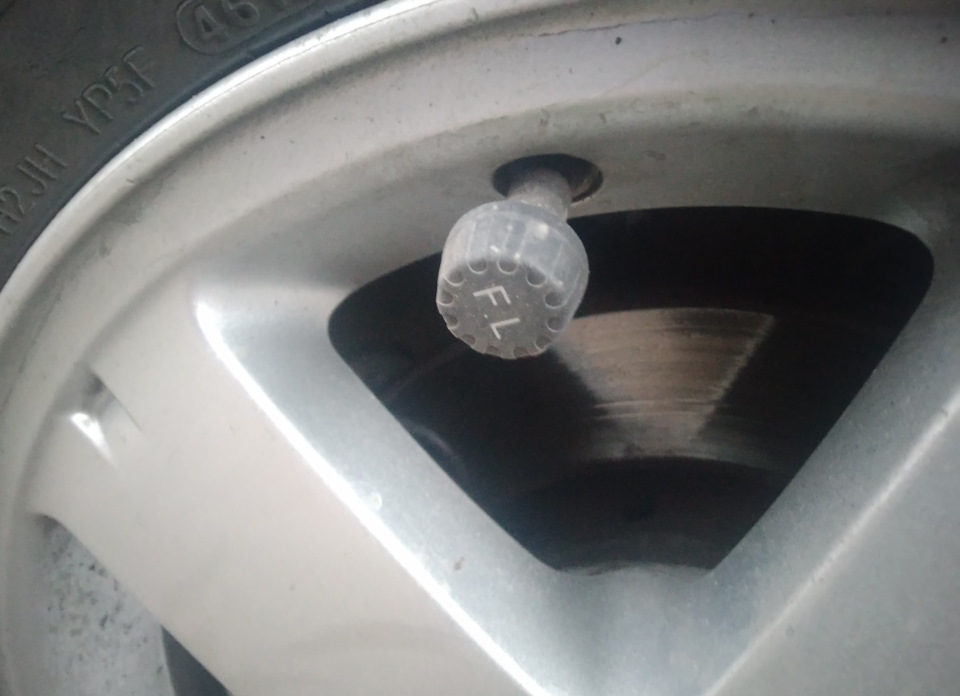 Установка tpms датчиков — Mitsubishi Outlander XL, 2,4 л, 2008 года ...