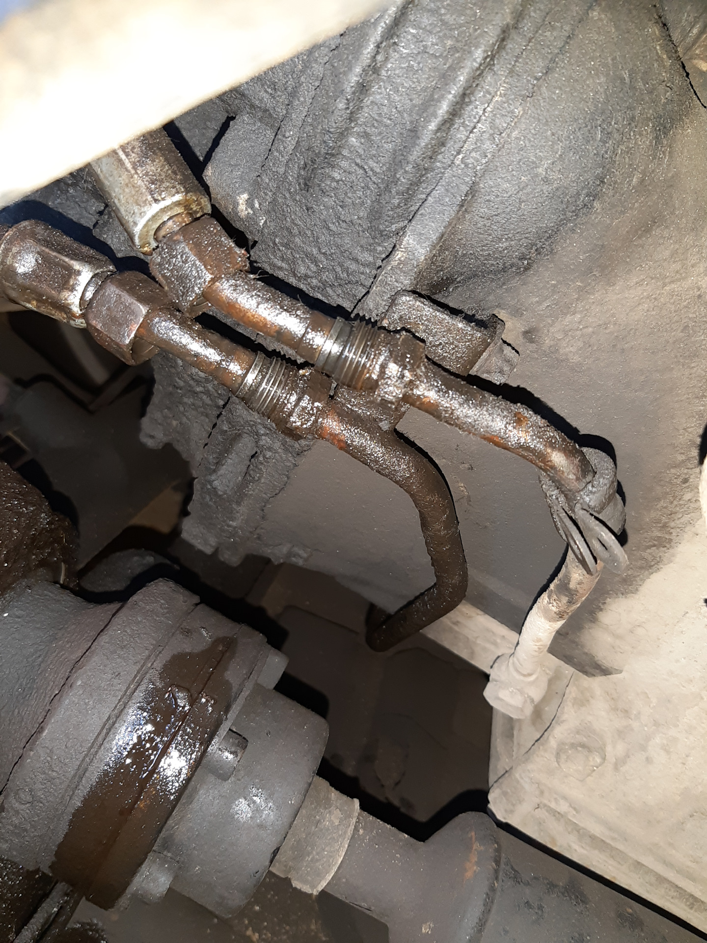 снять трубки акпп