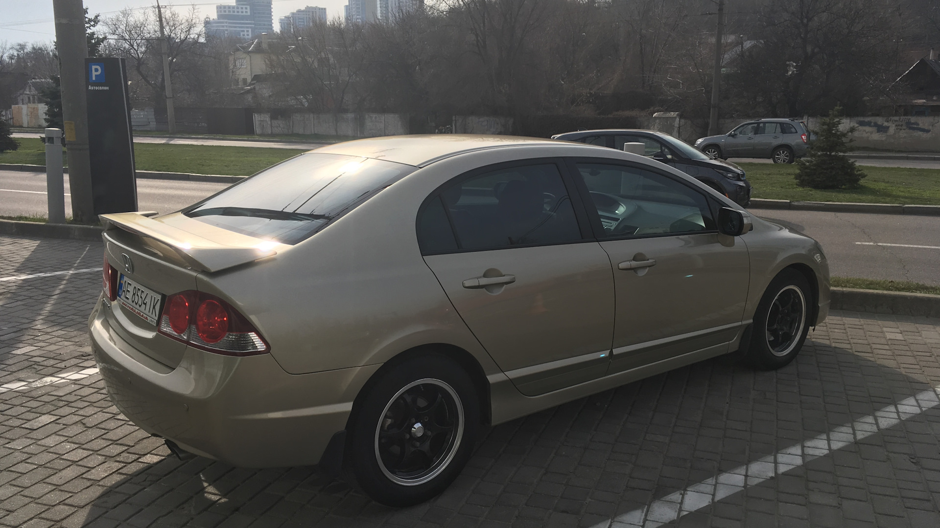 Honda Civic 4D (8G) 1.8 бензиновый 2008 | Жопа полная на DRIVE2