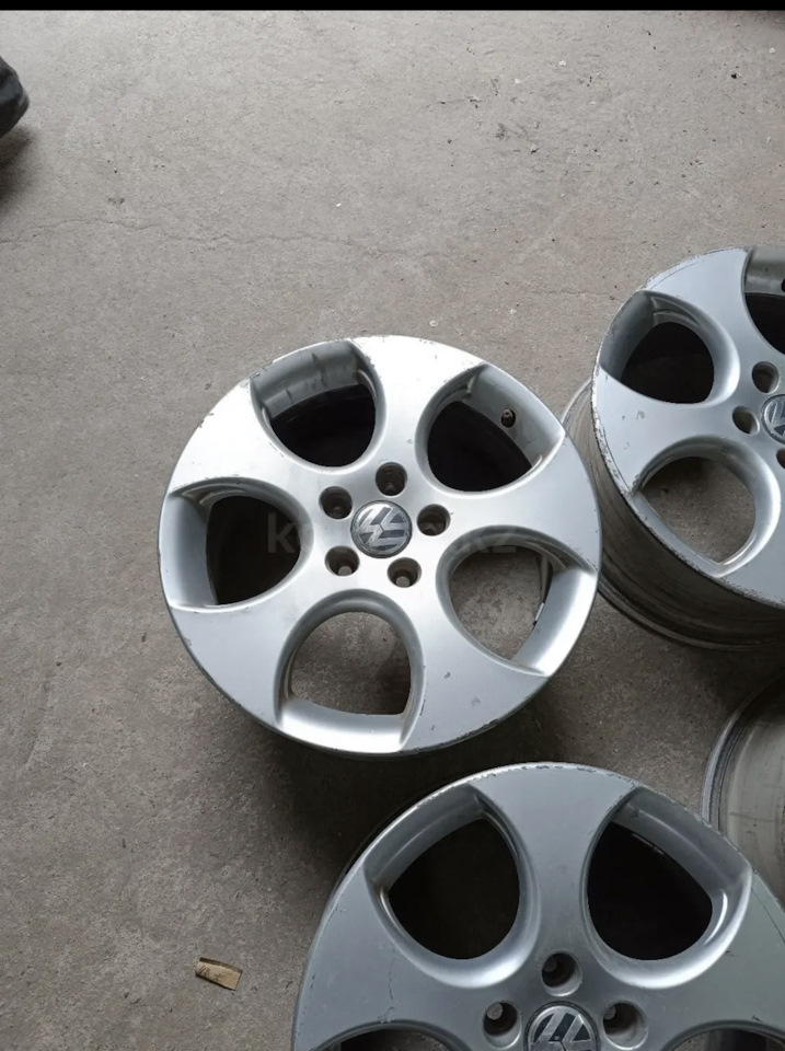 Литые диски Ronal 7,5Jx17 ET51 5x112 на Volkswagen Caddy (3G ...
