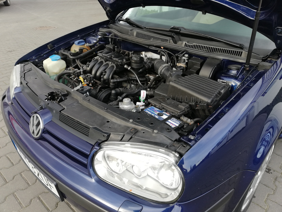 Коврики в машину — Volkswagen Jetta V, 1,6 л, 2010 года | аксессуары ...