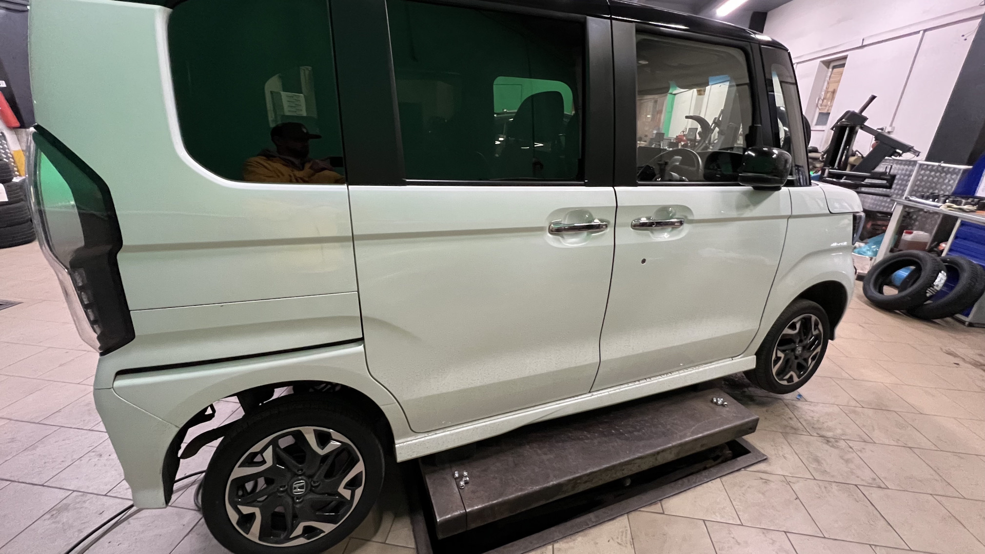11. Зимняя резина 175/55 R15 на N-BOX JF3/JF4 — Honda N-Box (2G), 0,7 л ...