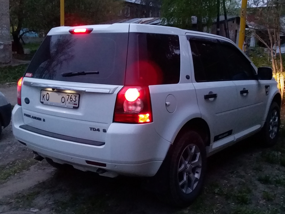 freelander 2 стоп сигнал двери багажника. Смотреть фото freelander 2 стоп сигнал двери багажника. Смотреть картинку freelander 2 стоп сигнал двери багажника. Картинка про freelander 2 стоп сигнал двери багажника. Фото freelander 2 стоп сигнал двери багажника