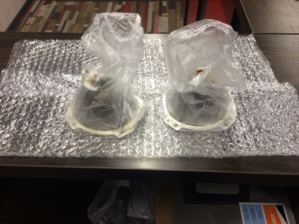 Замена отражателей в фарах и птф на светодиодные — Mercedes-Benz M ...