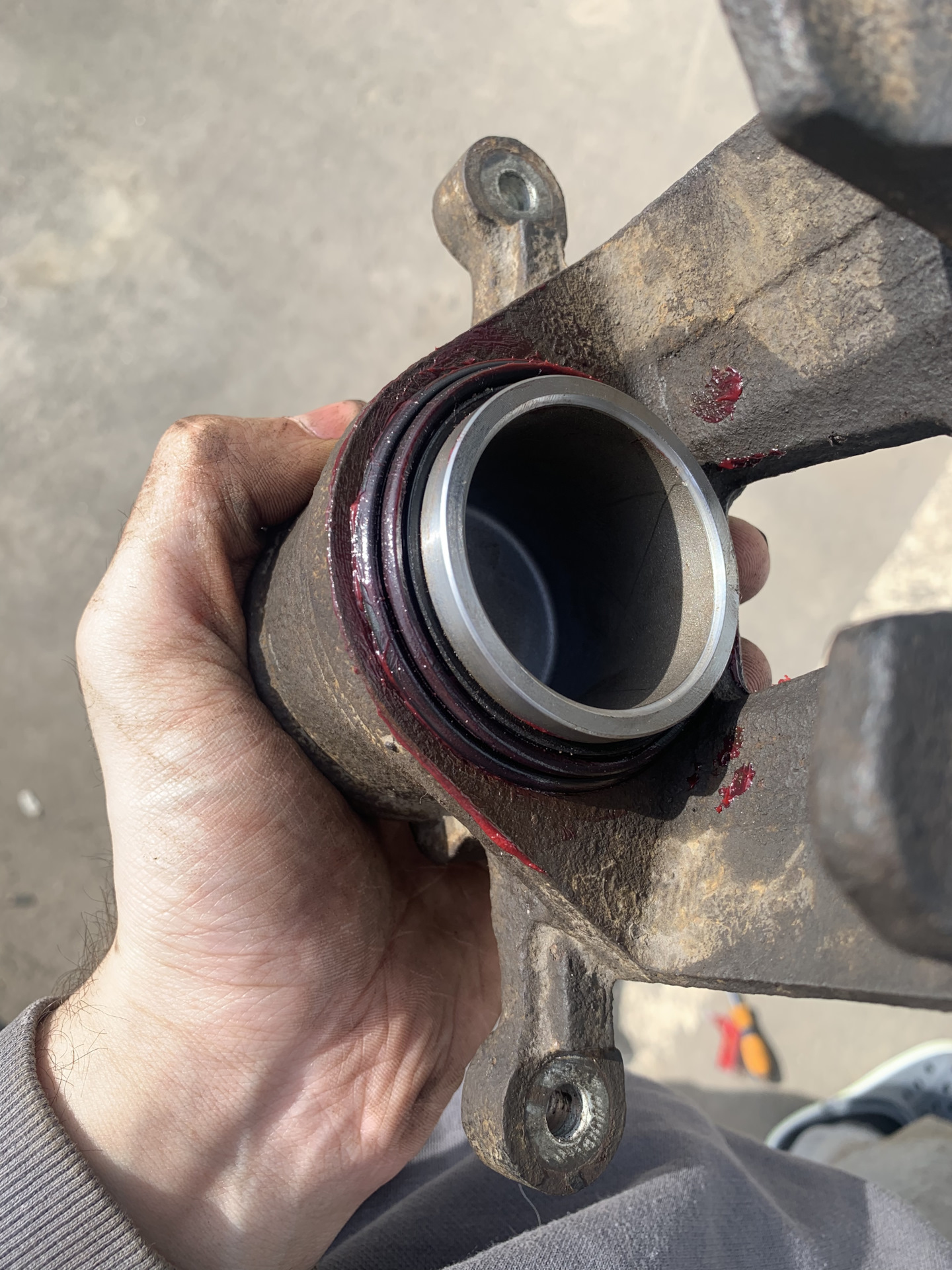 Ремкомплект передних суппортов — Daewoo Gentra, 1,5 л, 2014 года ...