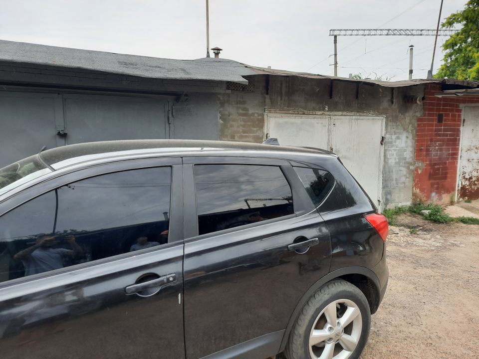 Плавник вместо антенны — Nissan Qashqai (1G), 2 л, 2007 года ...