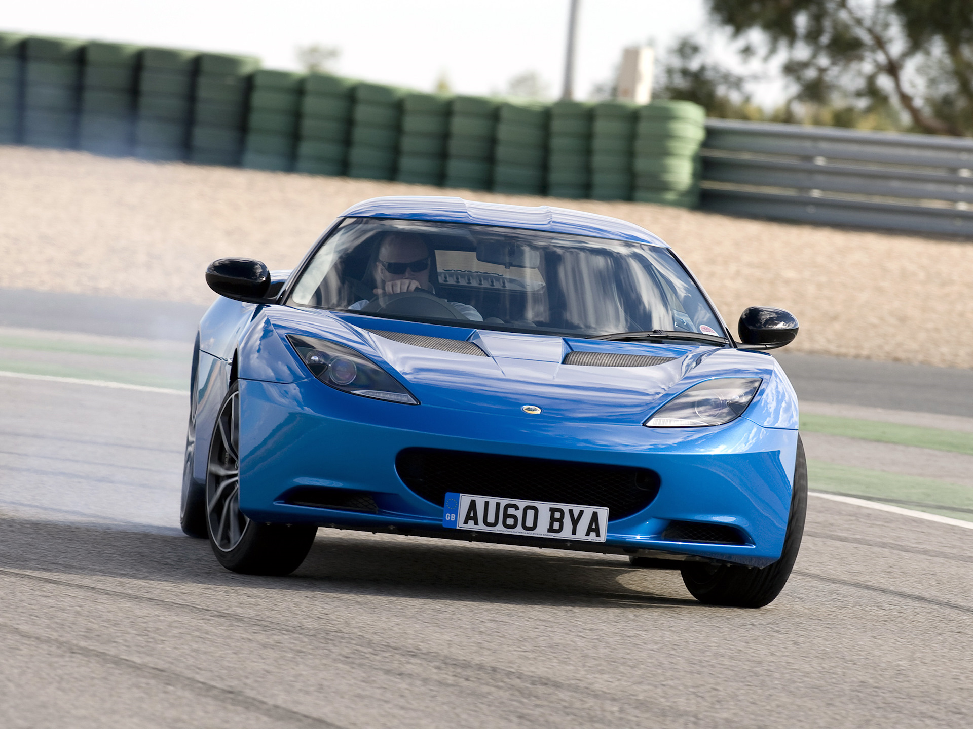 Lotus Evora спорткар