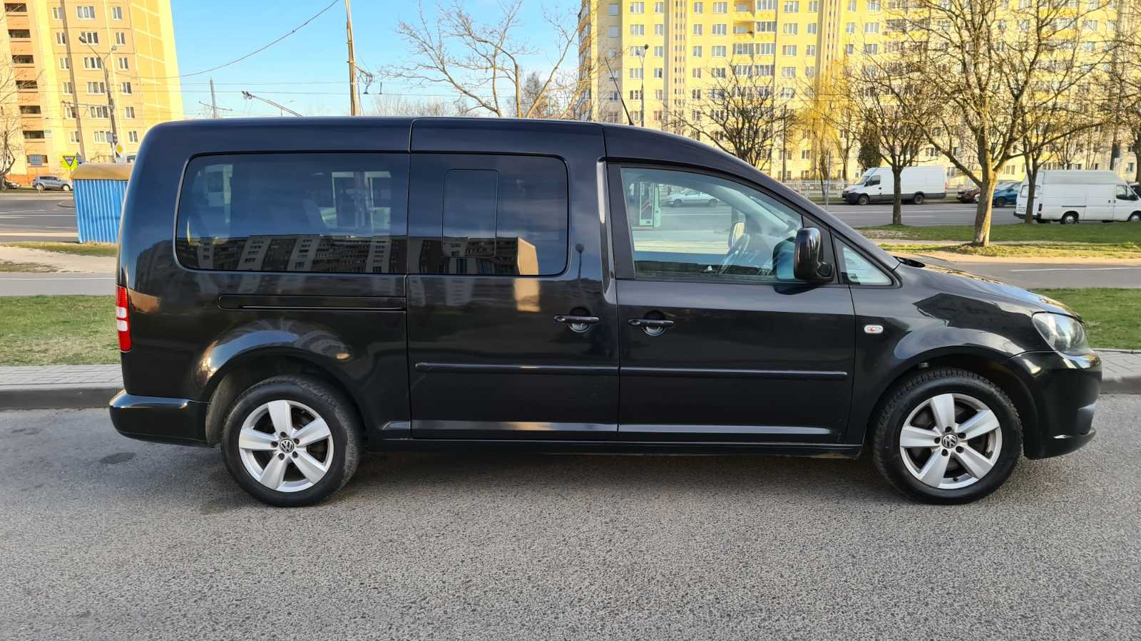 Volkswagen Caddy (3G) 2.0 гибридный 2011 | Maxi Black 2.0 Ecofuel на DRIVE2