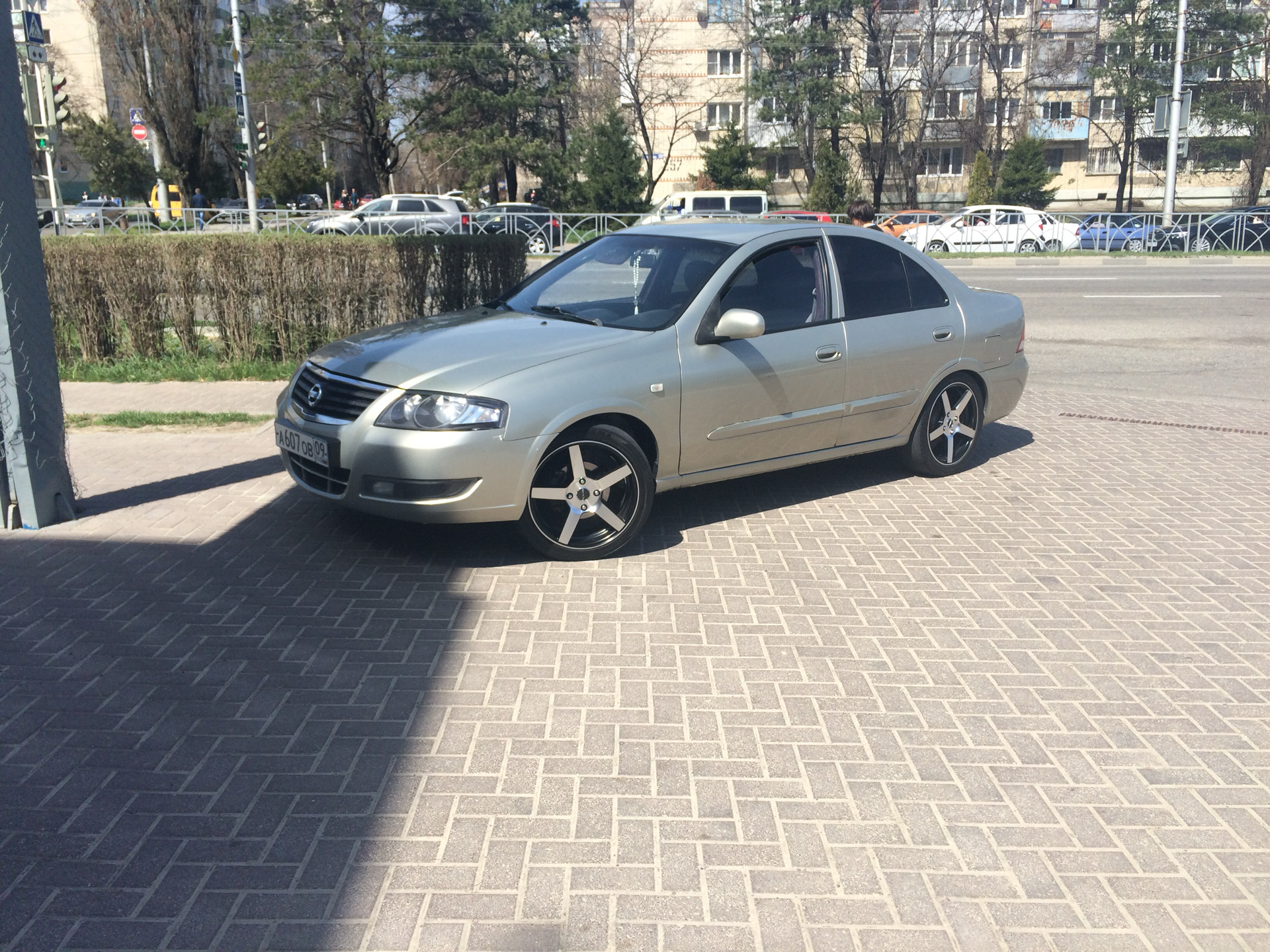 Nissan Almera Classic Black r17