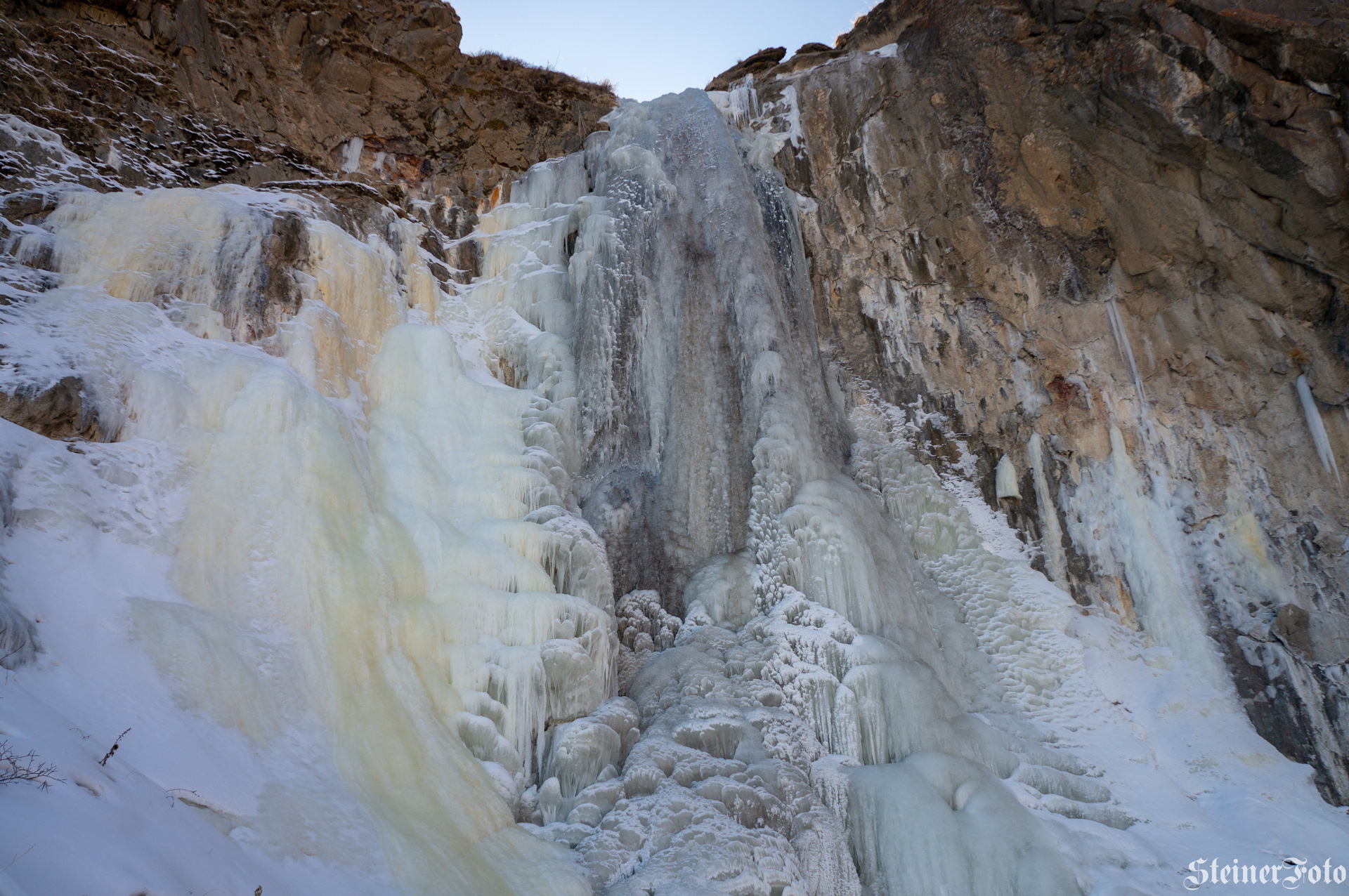 Джилы Су замерзшие водопады