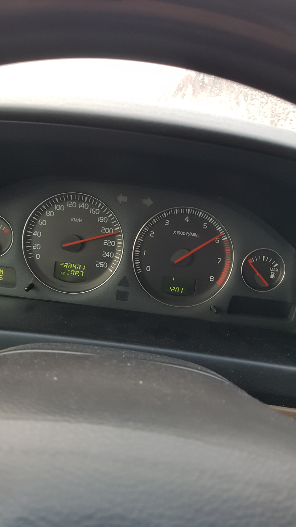 Срочно! Нужен электрик в г. Санкт-Петербург! — Volvo S60 (1G), 2,4 л ...