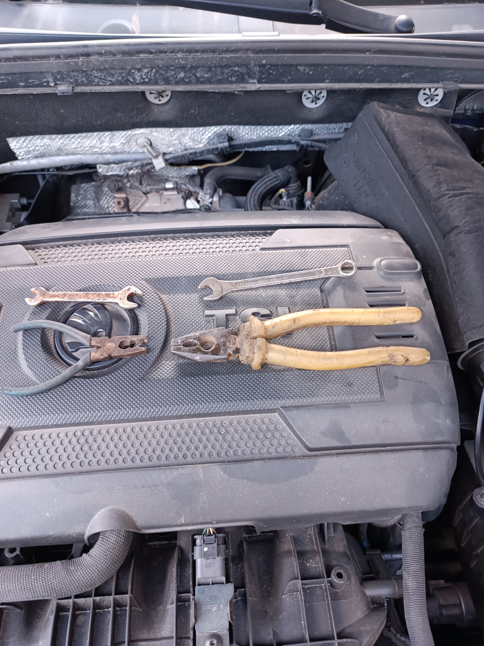 Регулировка актуатора турбины. — Skoda Octavia A7 Mk3, 1,8 л, 2015 года ...