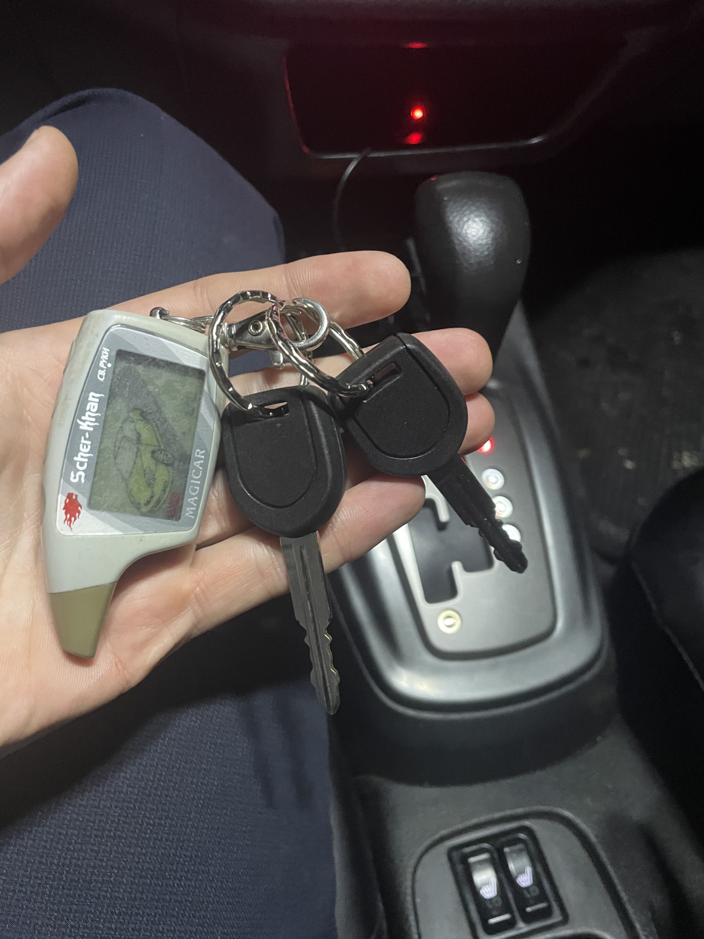 Запасные ключи — Mitsubishi Lancer IX, 1,6 л, 2005 года | запчасти | DRIVE2