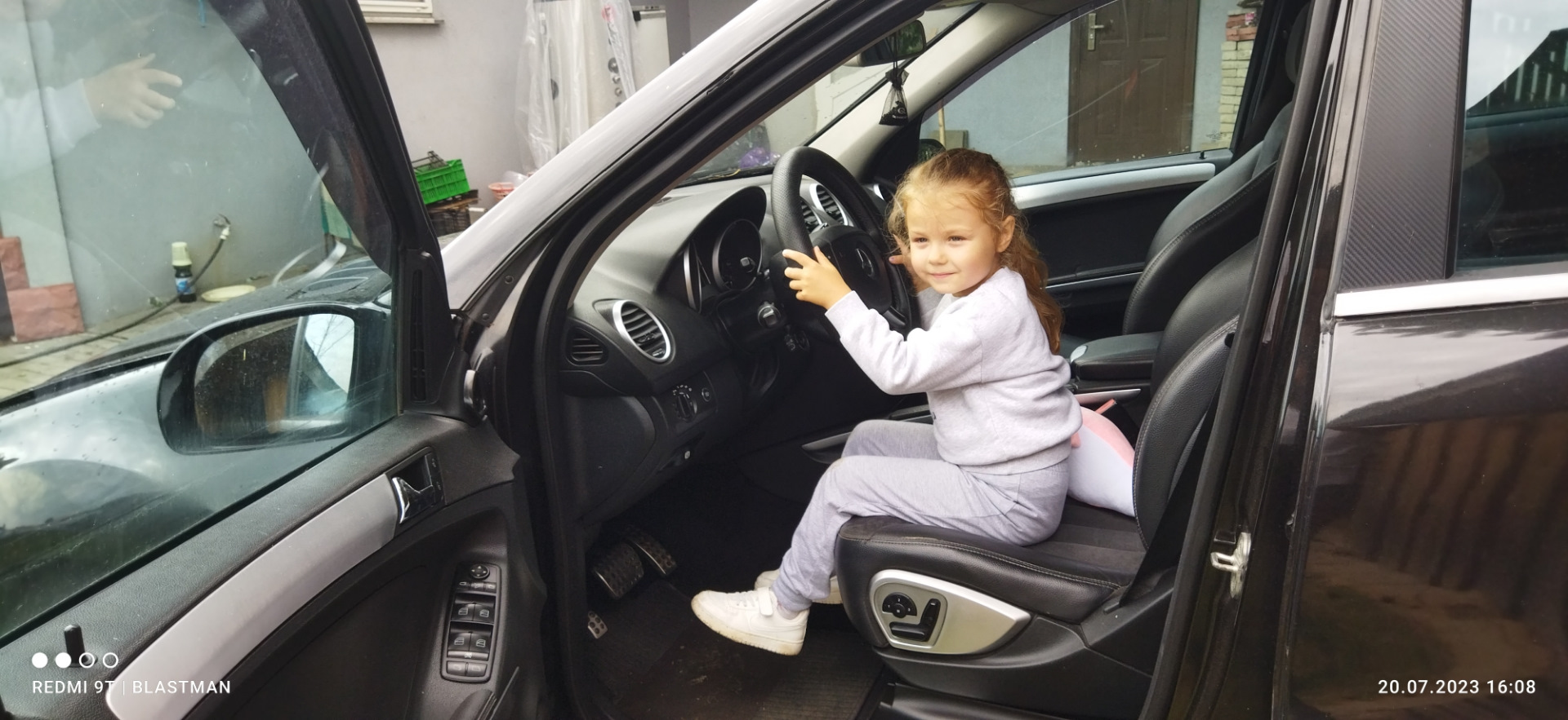 Дочка с рождения полюбила Мерседес — Mercedes-Benz E-class (W124), 2,8 ...