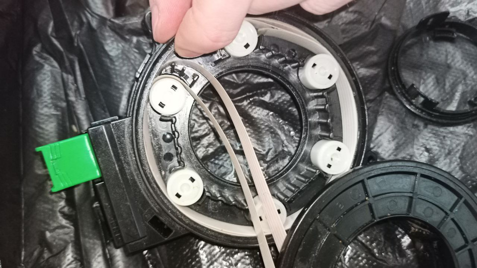 Разбор подрулевого шлейфа (улитки, шлейфа SRS) — Mitsubishi Galant (8G ...