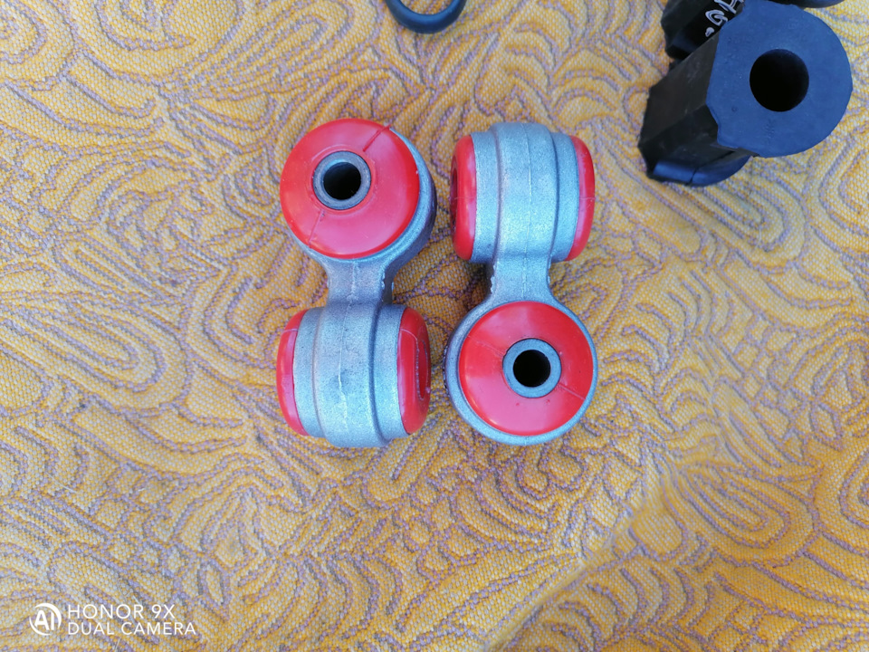 Замена стоик стабилизаторов так называемых яиц — Lada Приора седан, 1,6 ...