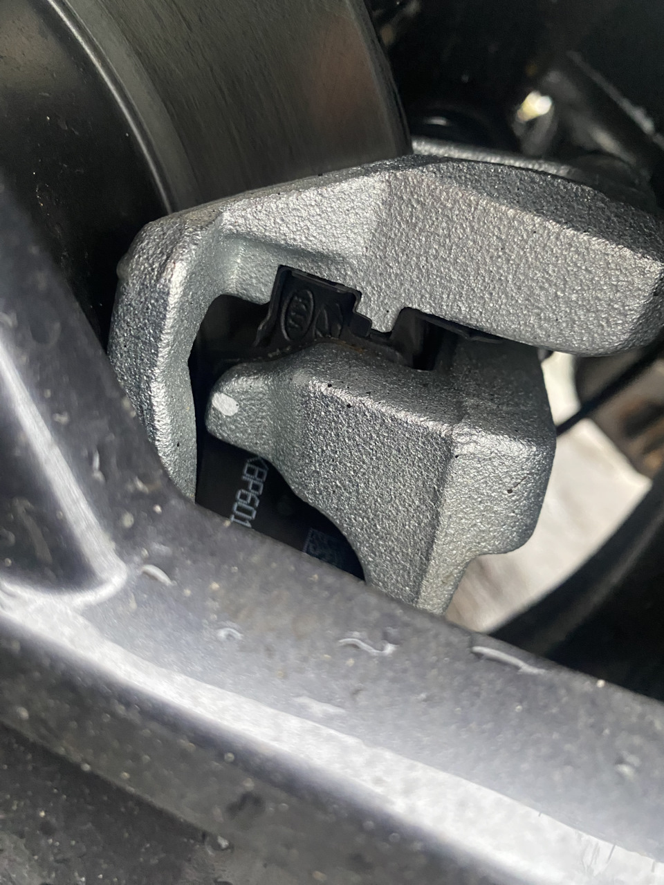 Колодки оригинал — Hyundai Creta (1G). Запчасти на фото: BP601