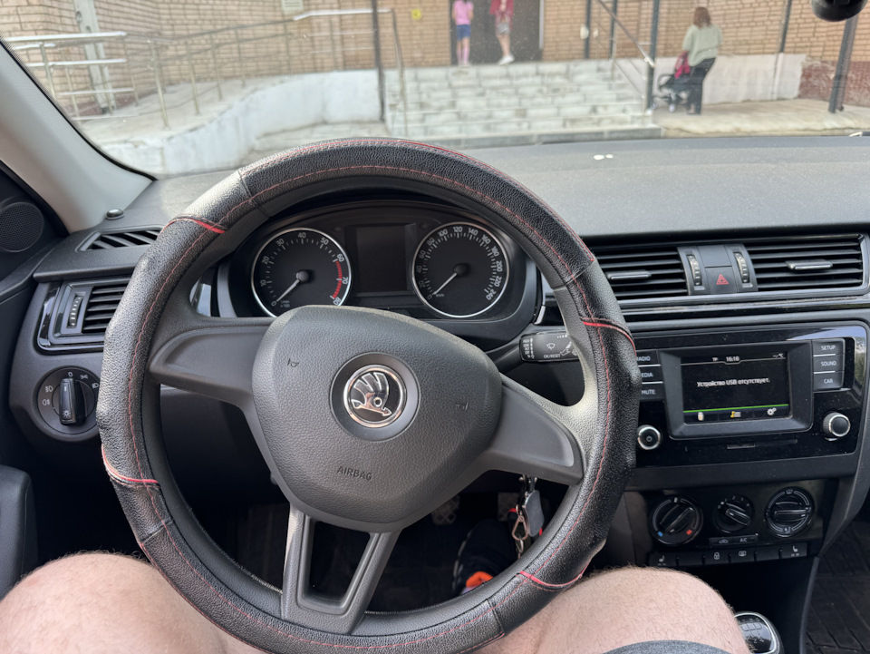 Замена руля Шкода рапид — Skoda Rapid (1G), 1,6 л, 2017 года | тюнинг ...