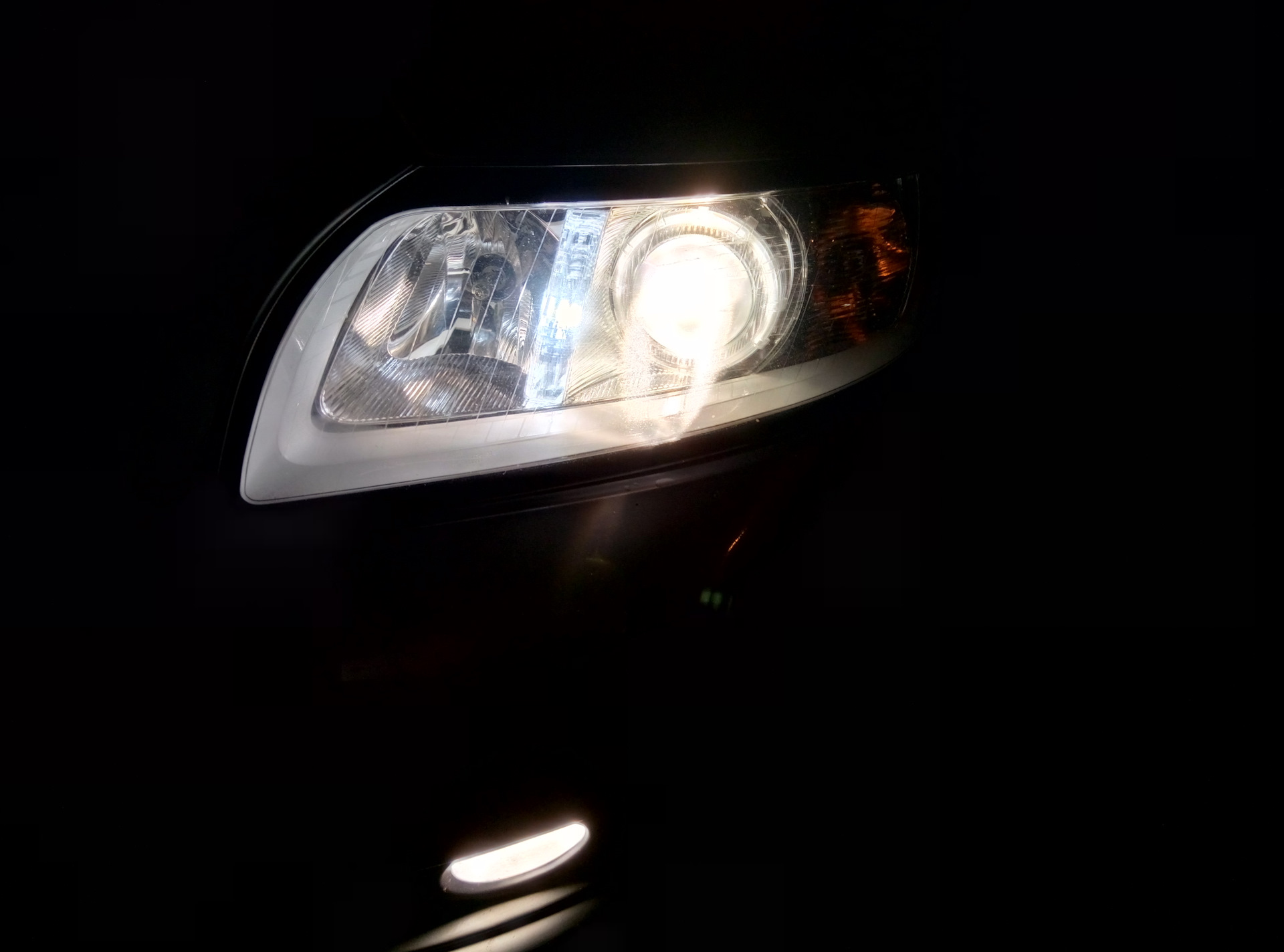 вольво xc90 2008 лампа ближнего света ксенон. лампочки s40 volvo ближнего света. Volvo v50 s40 лампочки ближнего света. лампочки ближнего света вольво s40 ii ксенон. лампа дальнего света volvo xc90.