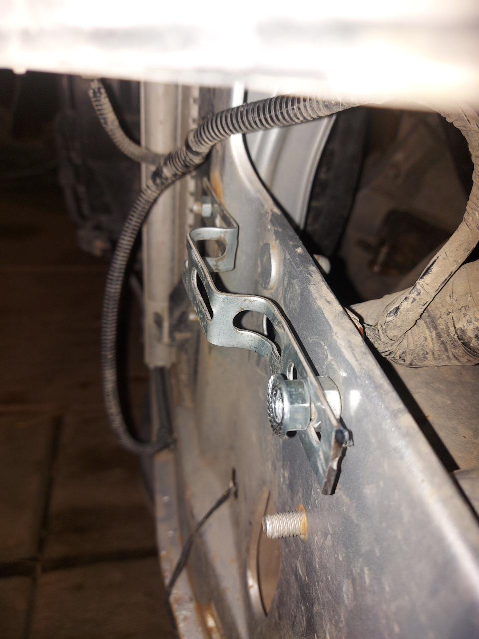 А теперь Гранта почти Волга или установка волговских сигналов на Гранту ...