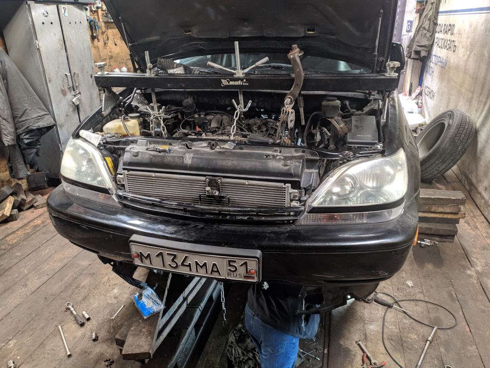 Фото в бортжурнале Lexus RX (1G)