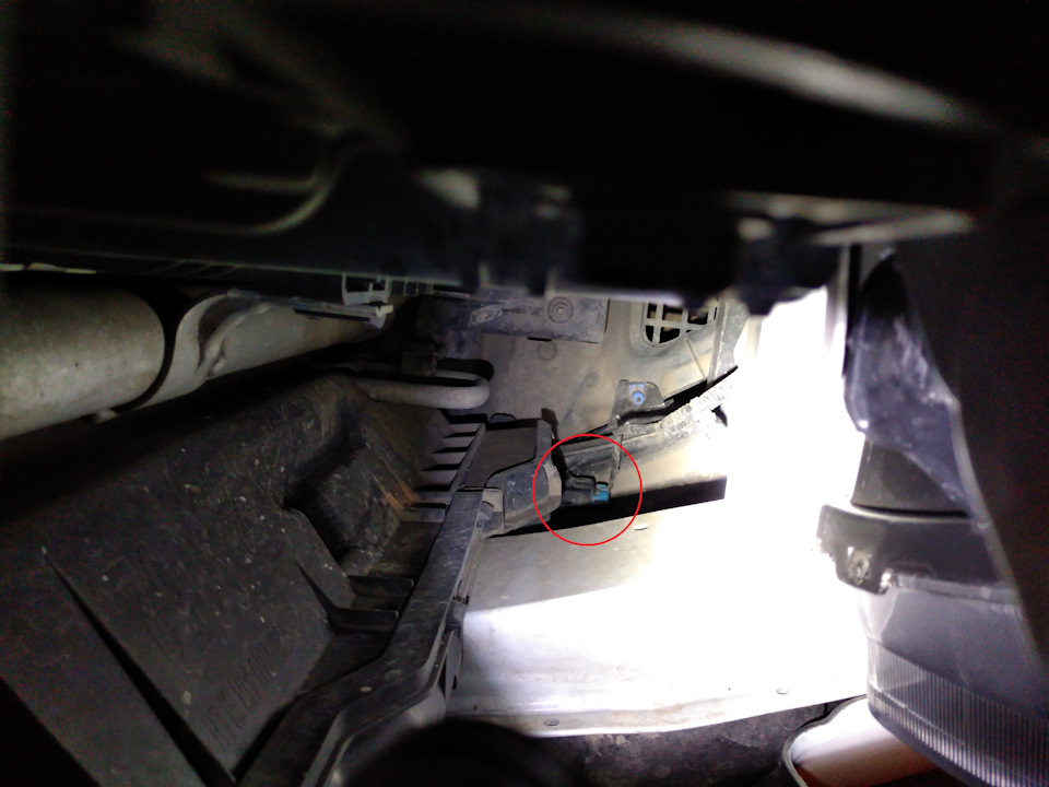 Расположение датчика температуры воздуха за бортом — Chevrolet Cruze ...