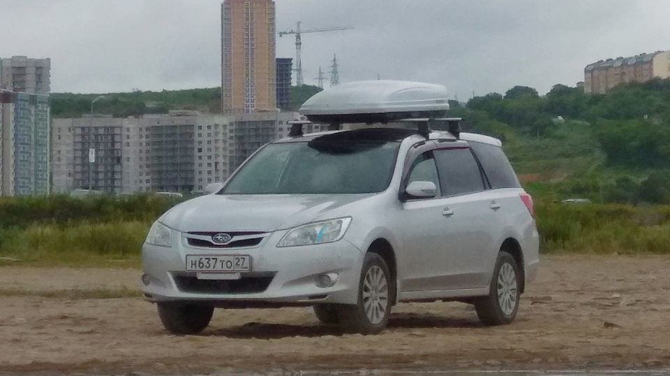 Subaru Exiga 2.0 i-L Ivory selection