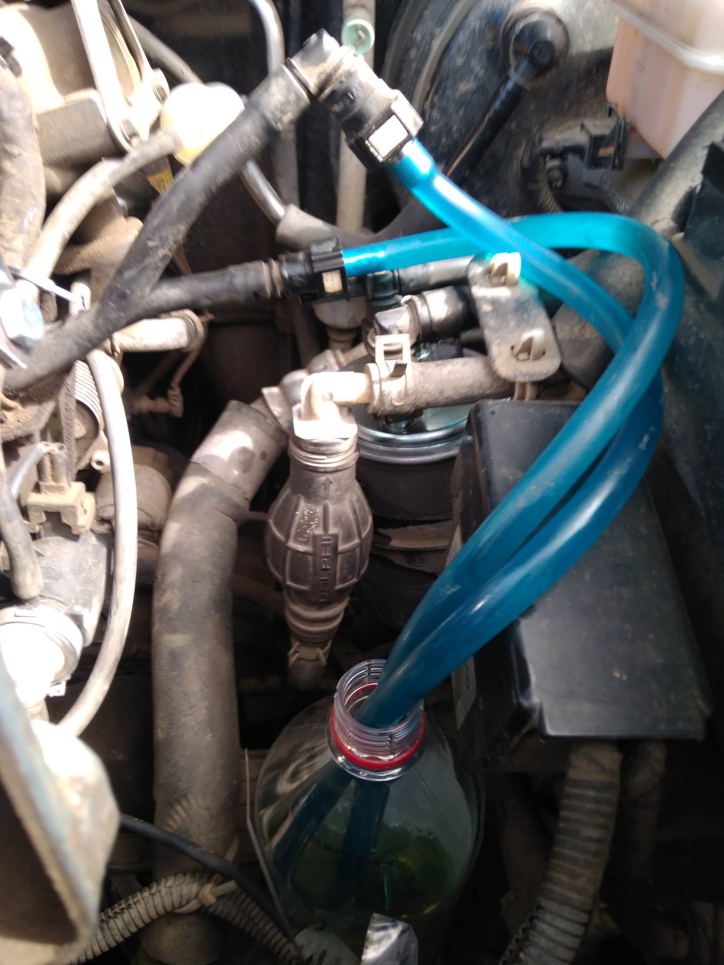 прадо 150 дизель прокачка топлива. 2 дизель. для прокачки топливной системы. 8 топливный фильтр. система дизельного двигателя.