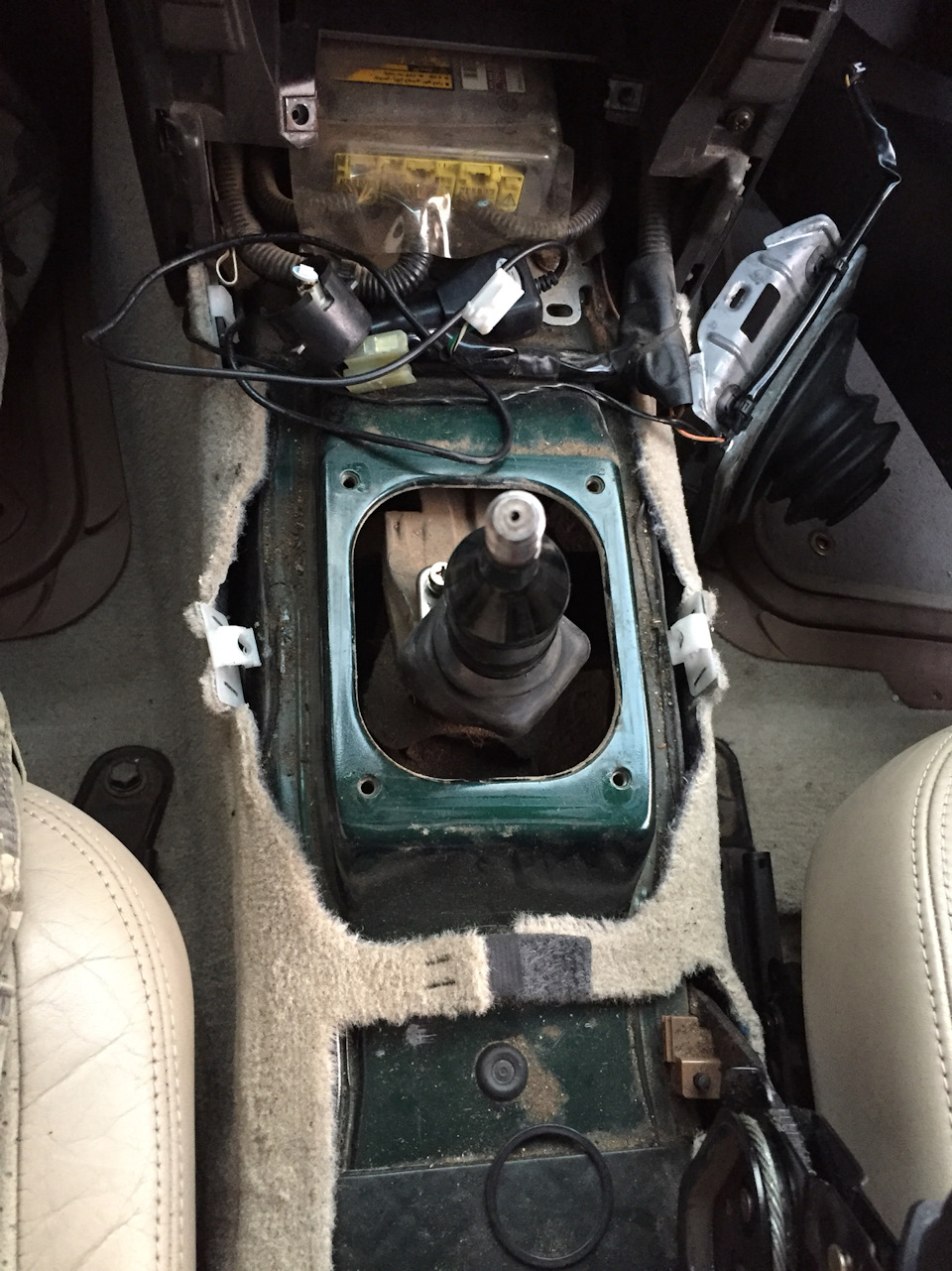 Установка короткоходной кулисы J160 — Lexus IS, 2 л, 2000 года | тюнинг ...