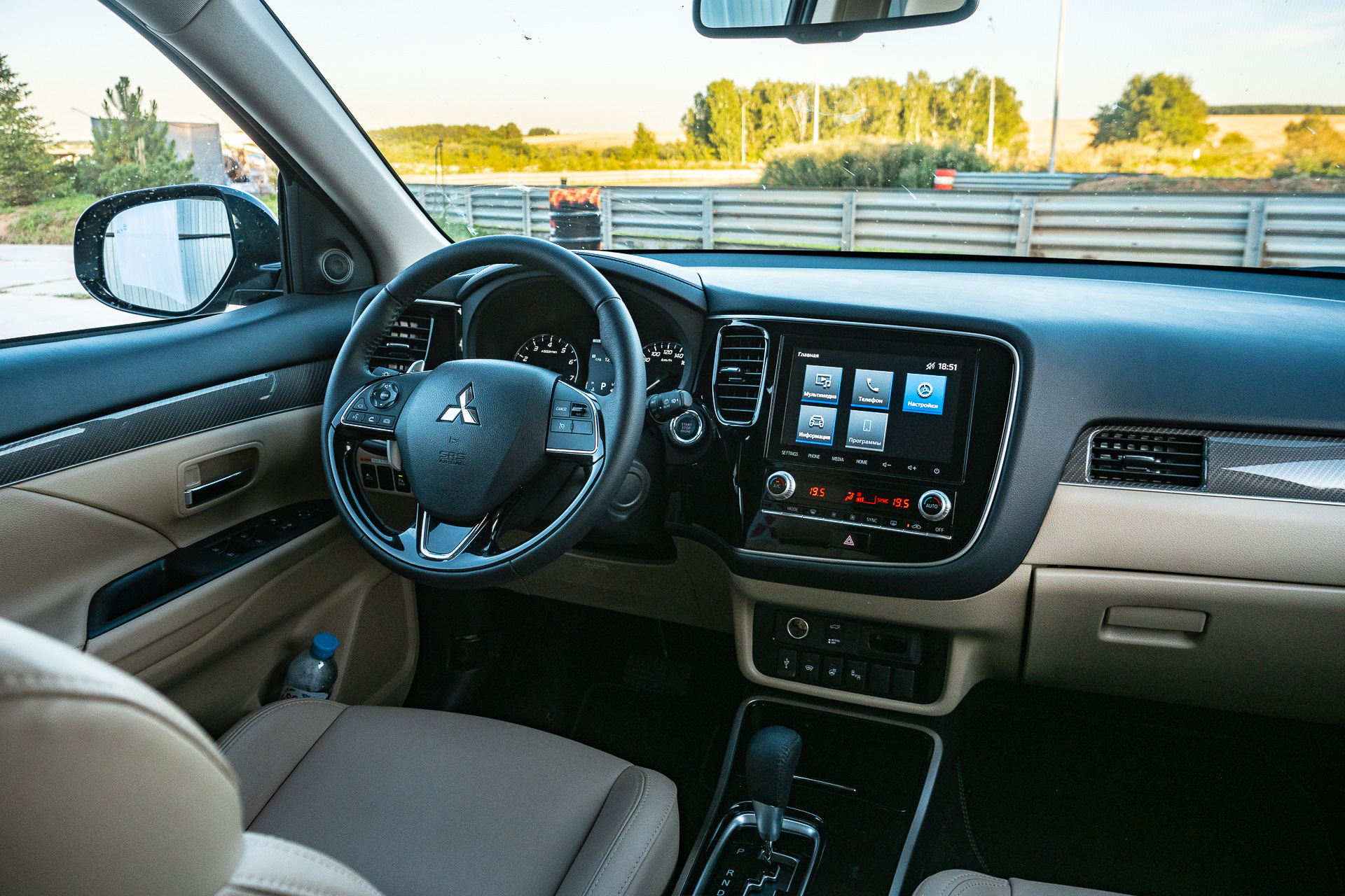 Outlander салон. Митсубиси Аутлендер 2020 салон. Mitsubishi Outlander 2020 Interior. Mitsubishi Outlander 2020 салон. Mitsubishi Outlander gt 2021 салон.