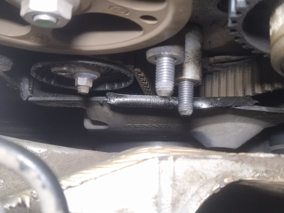 Борьба со свистом по утрам, инспекция ремня ГРМ — Renault Duster (1G ...