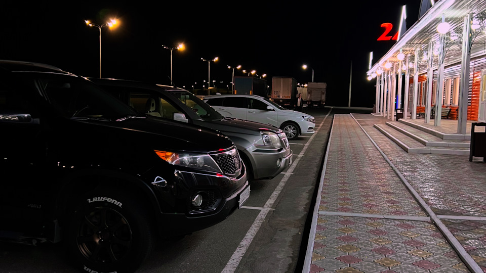 KIA Sorento Black Fury