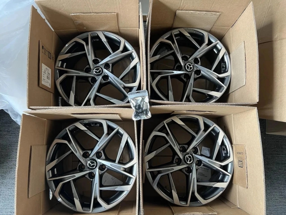Новые колеса. — Mazda 3 (1G) BK, 2 л, 2006 года | колёсные диски | DRIVE2