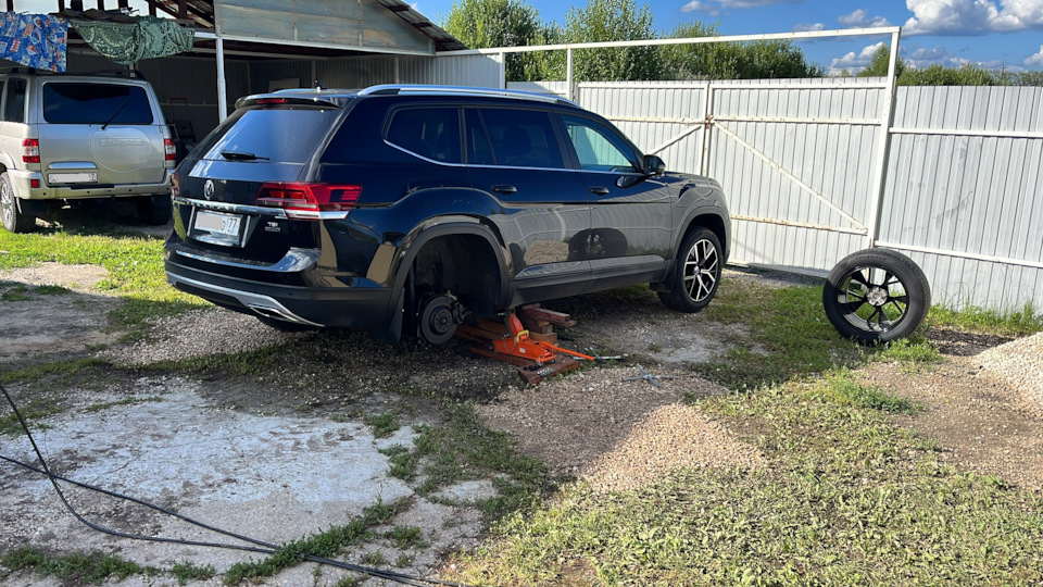 Домкрат и вперёд — Volkswagen Teramont