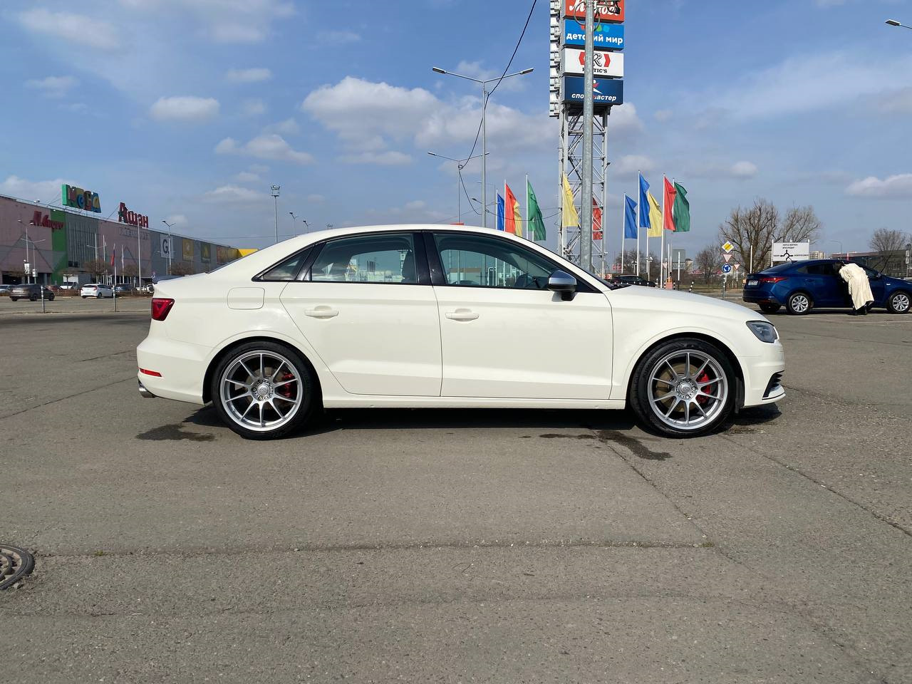 Летние педали — Audi A3 Sedan (8V), 1,4 л, 2014 года | колёсные диски |  DRIVE2