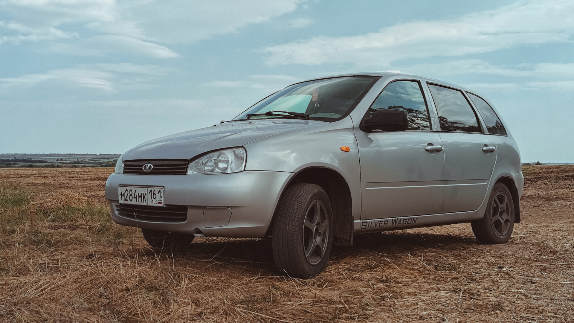 Lada Калина универсал 1.6 бензиновый 2011 | 